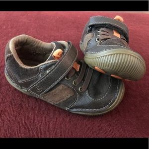 Stride Rite Toddle Shoes